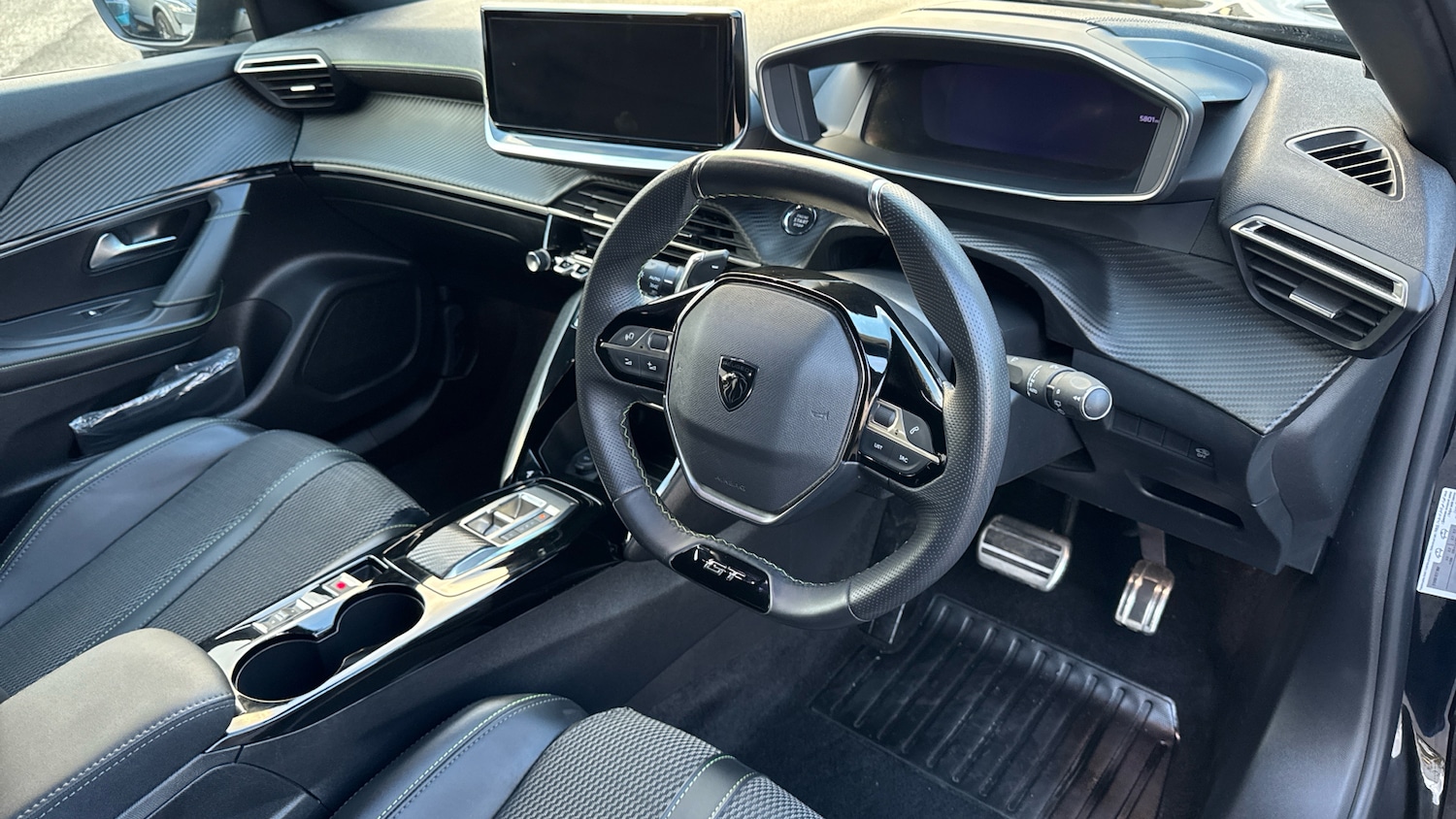 Used Peugeot 2008 2024 for sale - 76422218: Photo 11