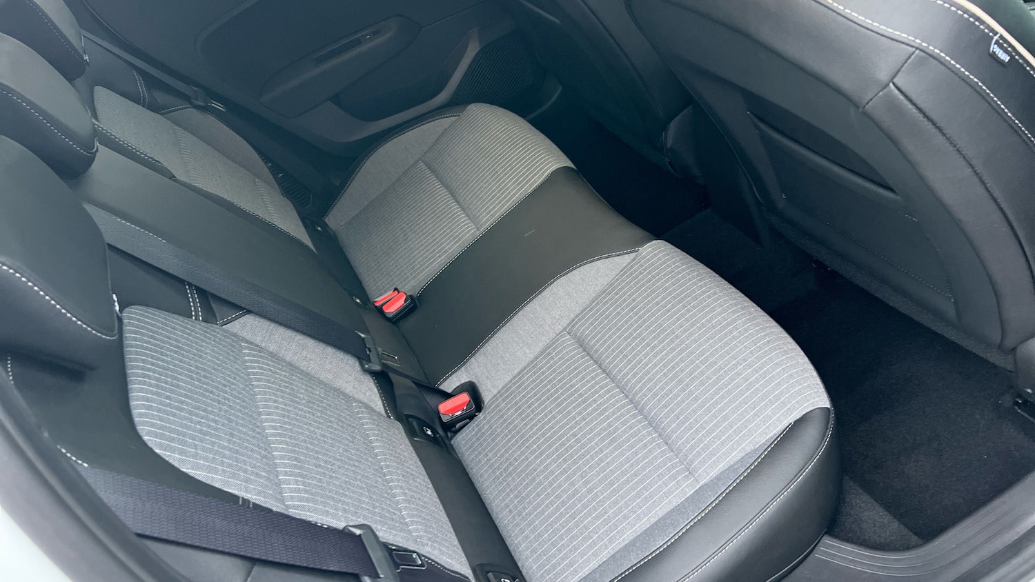 Used Renault Clio 2024 for sale - 77298200: Photo 16