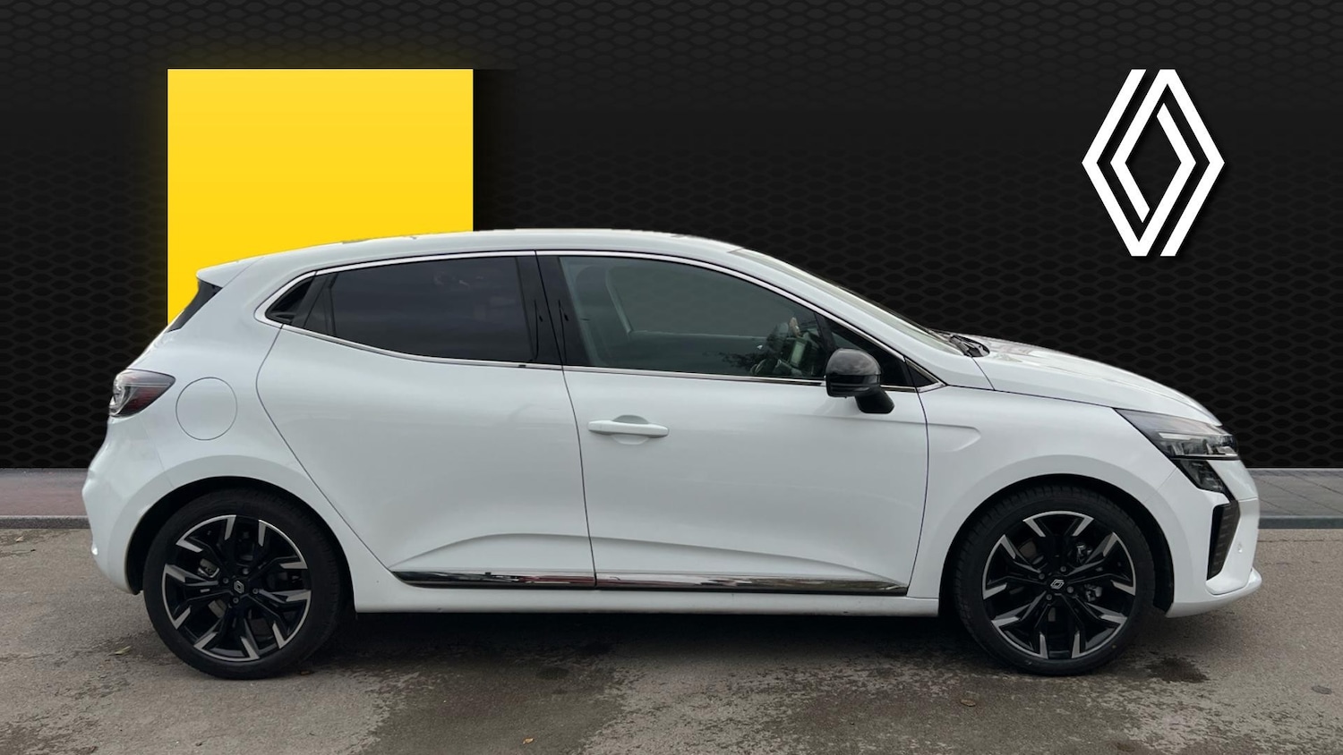 Used Renault Clio 2024 for sale - 77298200: Photo 5