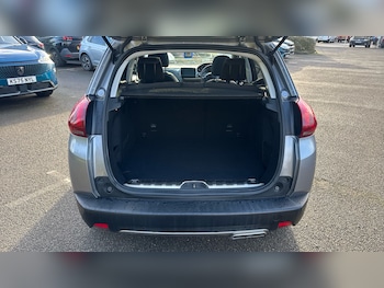 Used Peugeot 2008 2019 for sale - 77137522: Photo