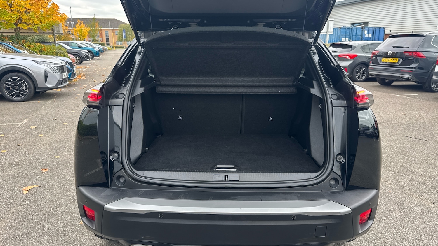 Used Peugeot 2008 2023 for sale - 76352006: Photo 4