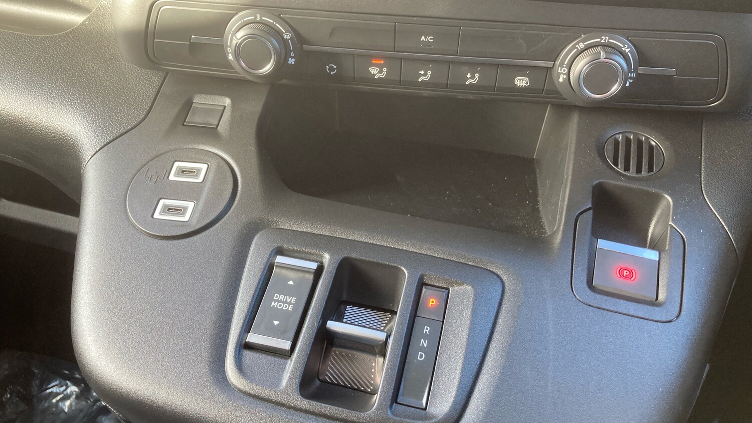 Used Peugeot Partner 2025 for sale - 78000797: Photo 13