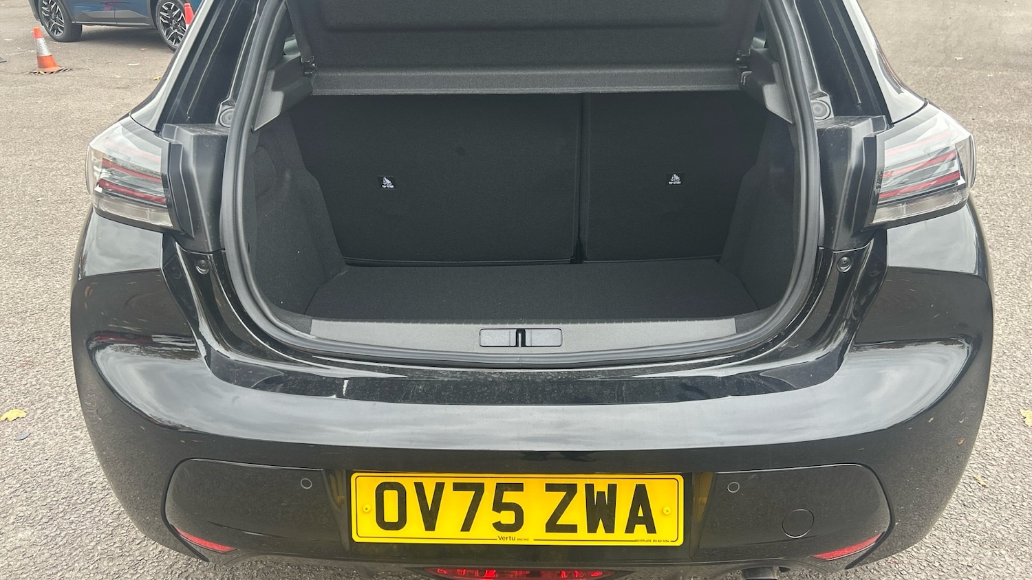 Used Peugeot 208 2025 for sale - 76918762: Photo 4