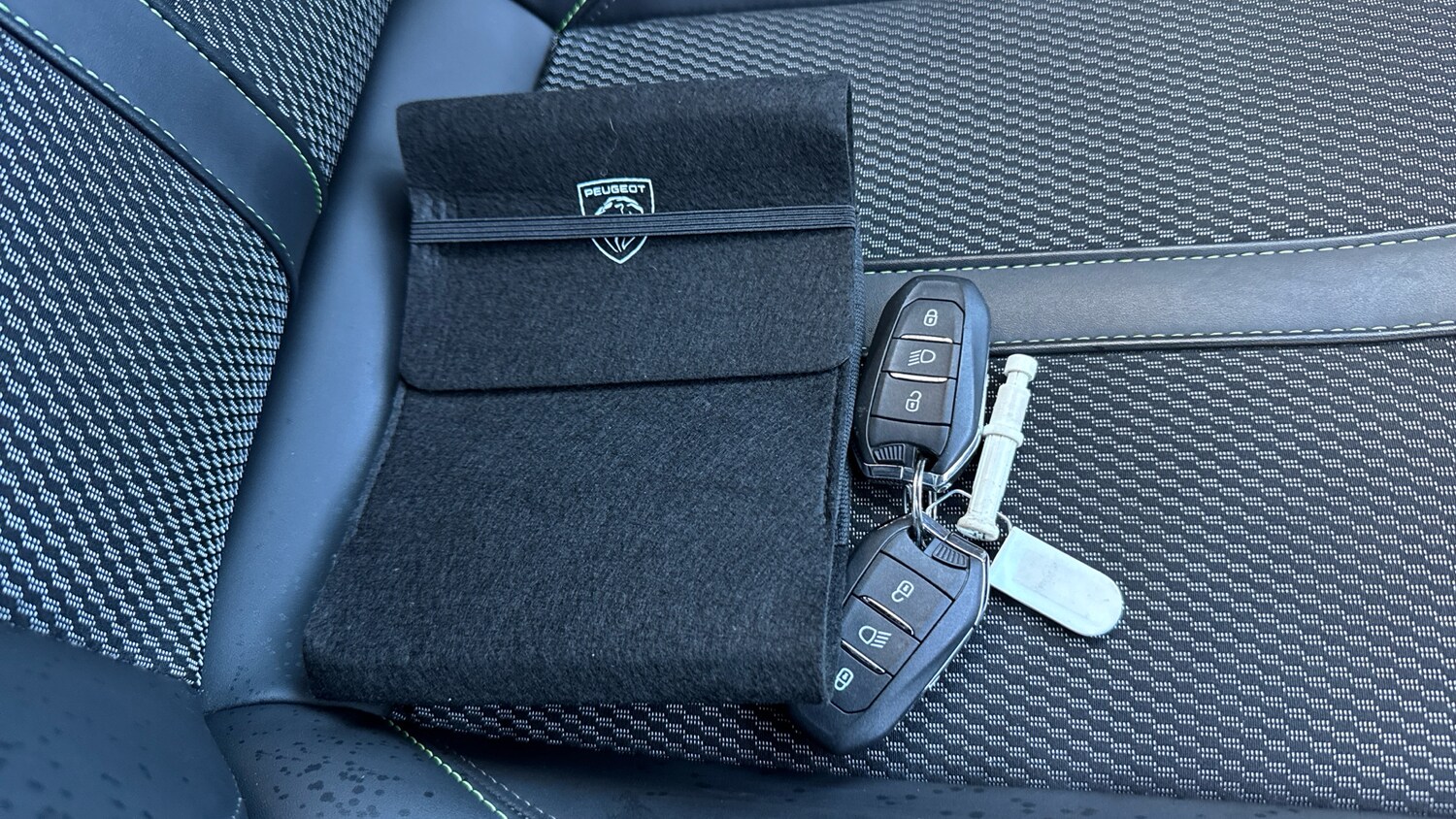 Used Peugeot 2008 2023 for sale - 76764094: Photo 19