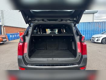 Used Peugeot 5008 2022 for sale - 79785217: Photo