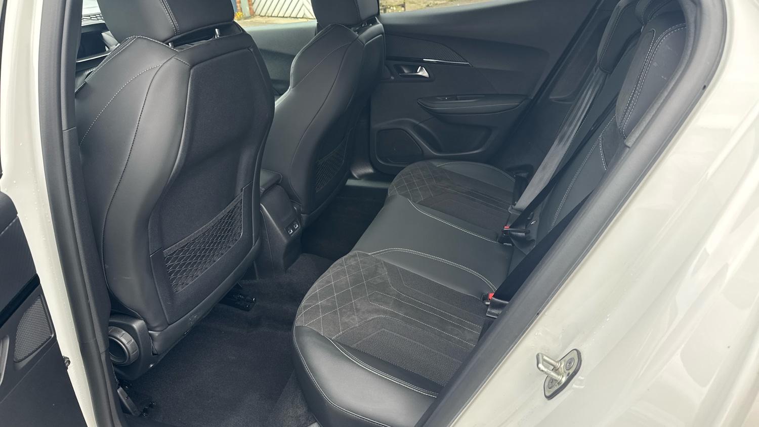 Used Peugeot 2008 2022 for sale - 76186562: Photo 16