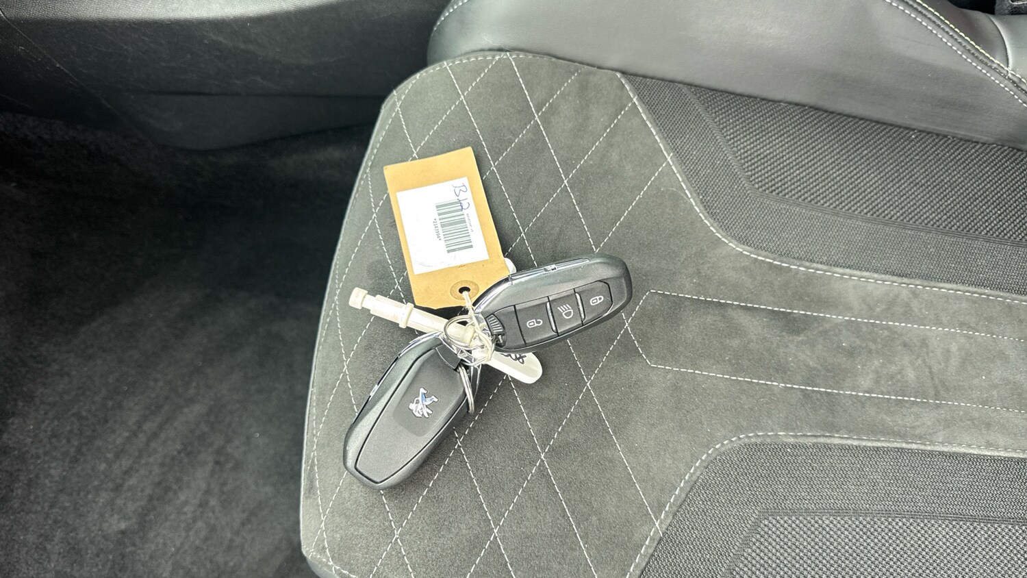 Used Peugeot 2008 2022 for sale - 76186562: Photo 19