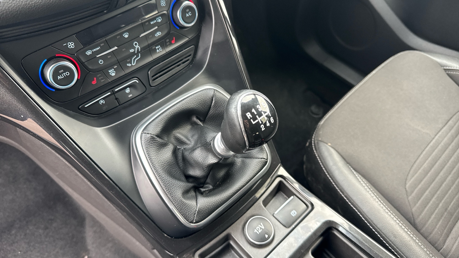 Used Ford Kuga 2019 for sale - 76784819: Photo 13