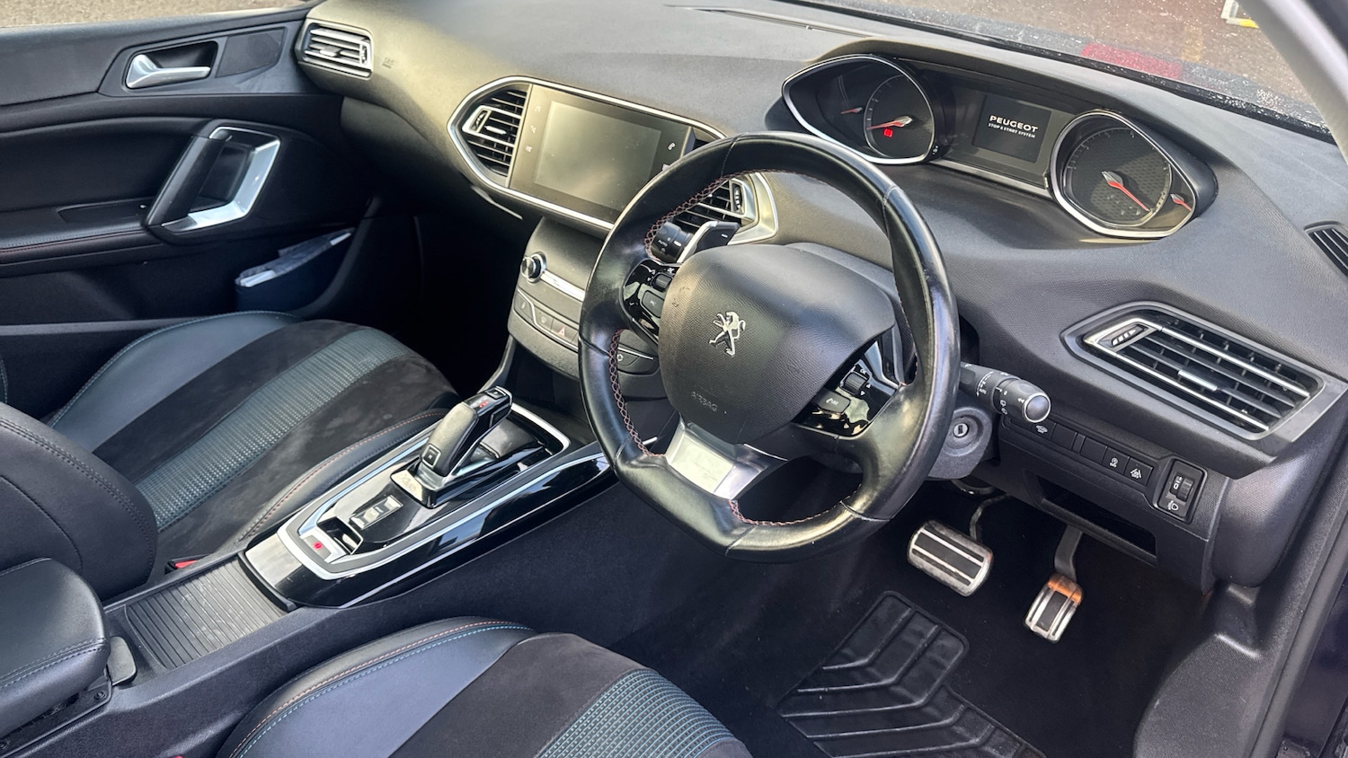 Used Peugeot 308 2020 for sale - 76860165: Photo 11