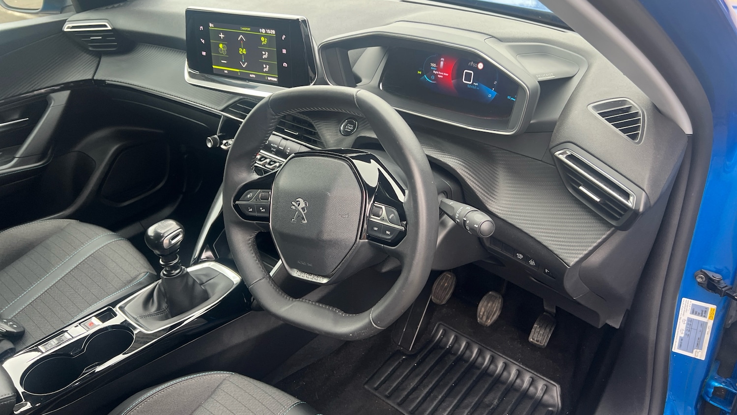 Used Peugeot 2008 2022 for sale - 77804346: Photo 11