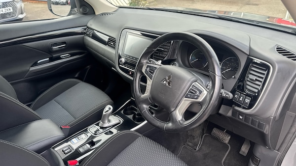 Used Mitsubishi Outlander 2020 for sale - 76008683: Photo 11