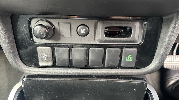 Used Mitsubishi Outlander 2020 for sale - 76008683: Photo 30