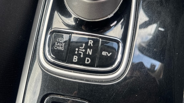 Used Mitsubishi Outlander 2020 for sale - 76008683: Photo 32