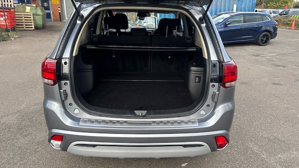 Used Mitsubishi Outlander 2020 for sale - 76008683: Photo 4