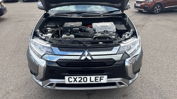 Used Mitsubishi Outlander 2020 for sale - 76008683: Photo 8