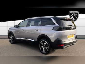 Used Peugeot 5008 2022 for sale - 76102789: Photo 2