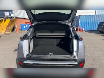 Used Peugeot 2008 2023 for sale - 78370777: Photo