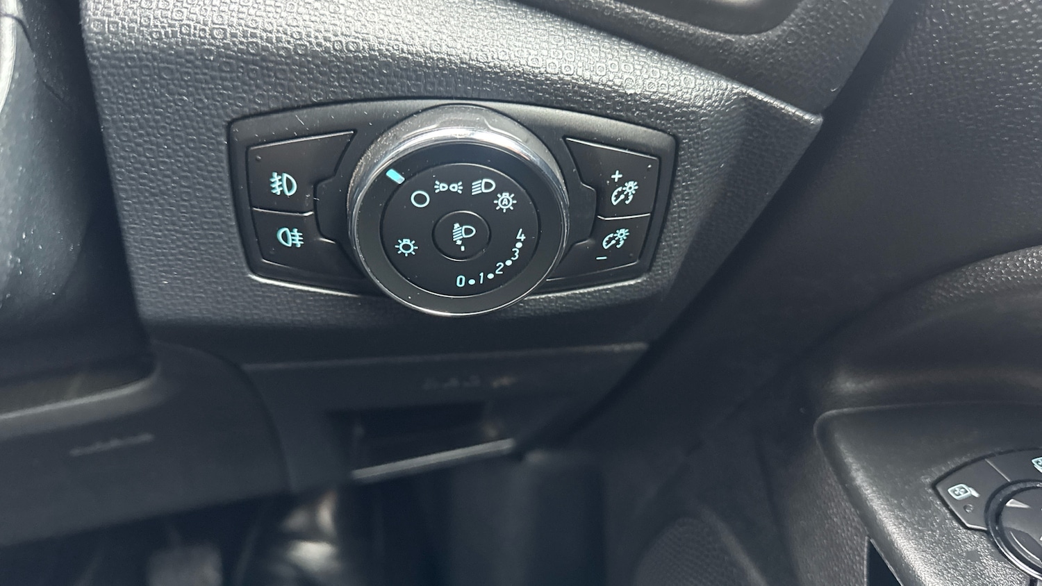 Used Ford Ecosport 2019 for sale - 76860166: Photo 27