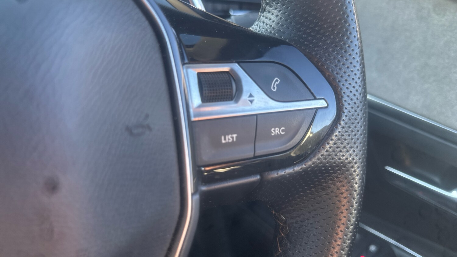 Used Peugeot 5008 2023 for sale - 77366073: Photo 26