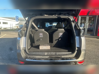 Used Peugeot 5008 2023 for sale - 77366073: Photo