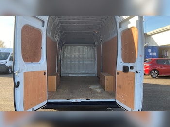 Used Peugeot Boxer 2023 for sale - 76412048: Photo