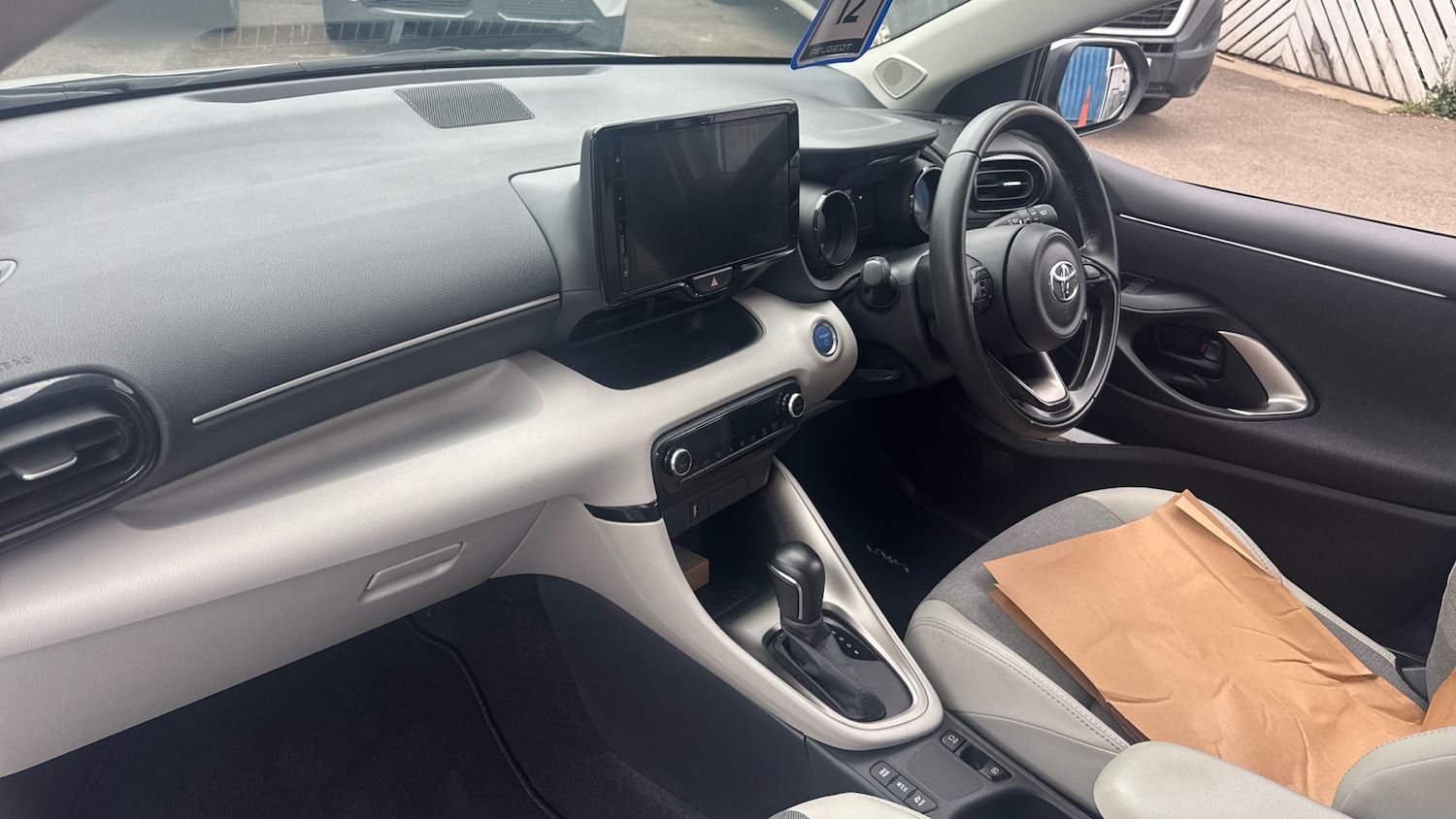 Used Toyota Yaris 2023 for sale - 76231584: Photo 9