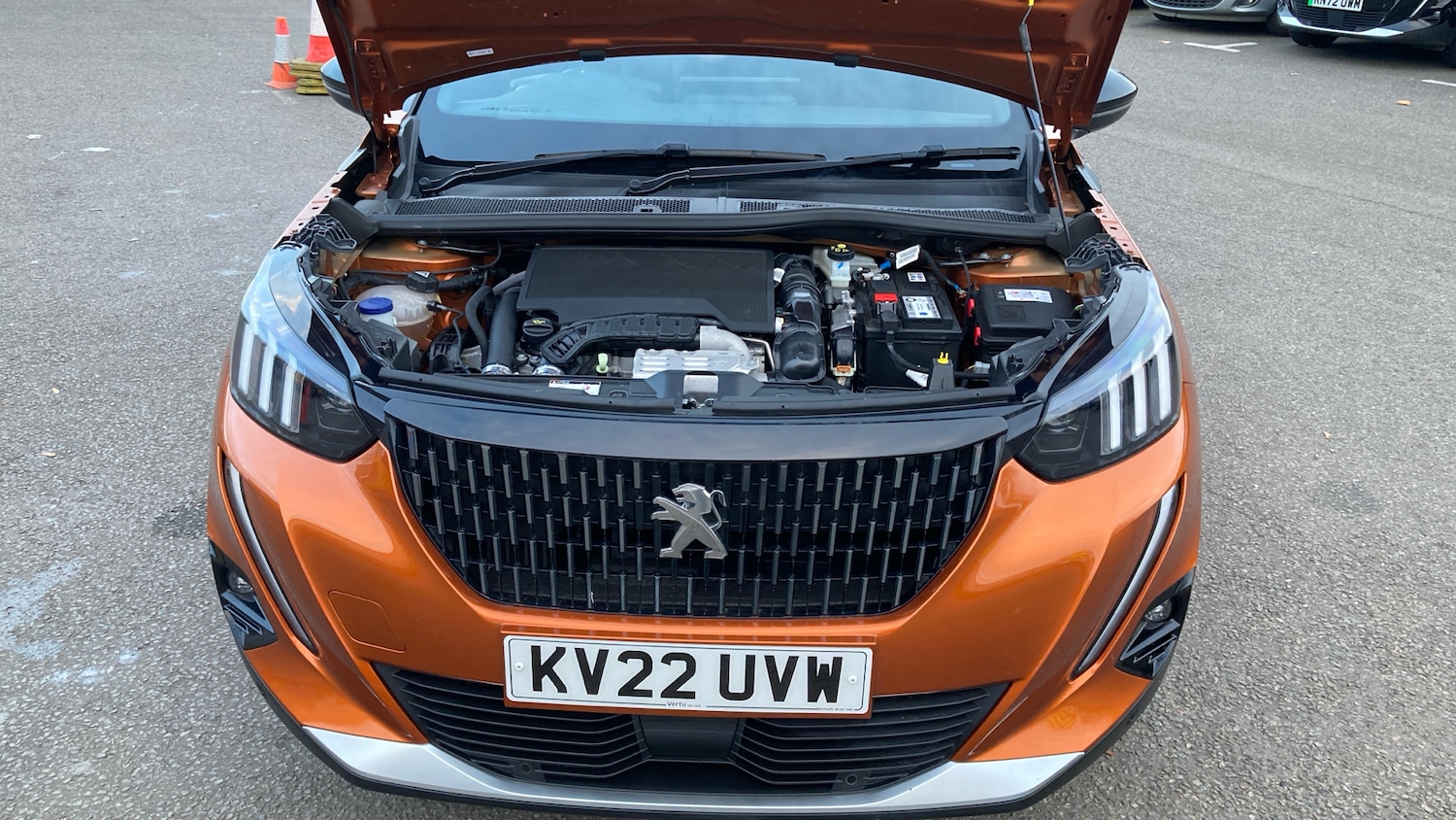 Used Peugeot 2008 2022 for sale - 76565306: Photo 8