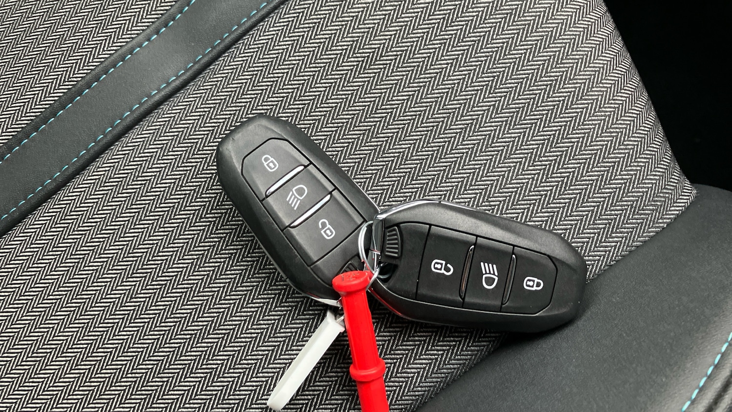 Used Peugeot 5008 2023 for sale - 76580625: Photo 20