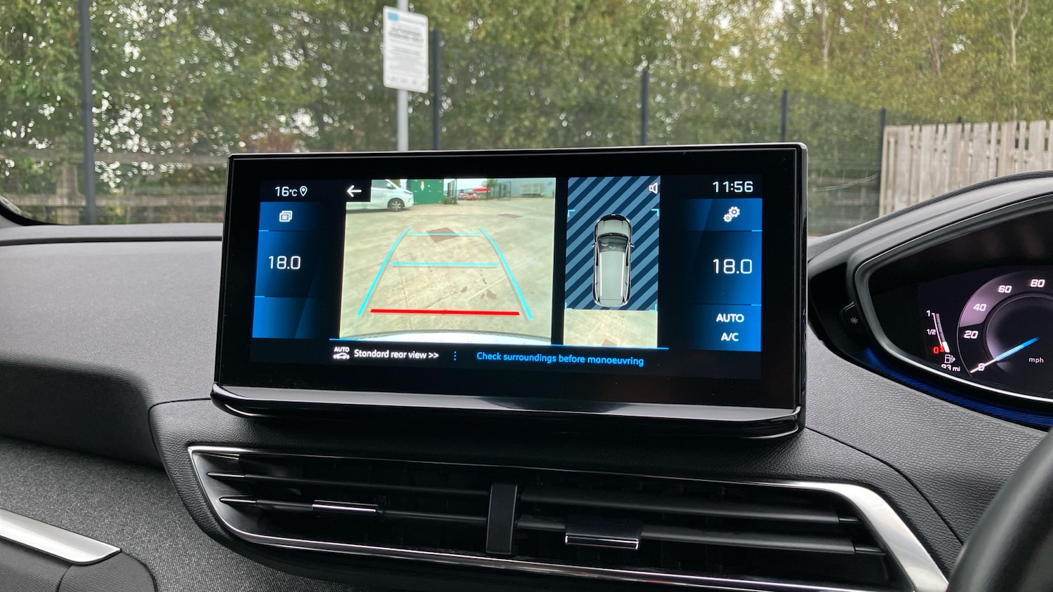 Used Peugeot 5008 2023 for sale - 76580625: Photo 27