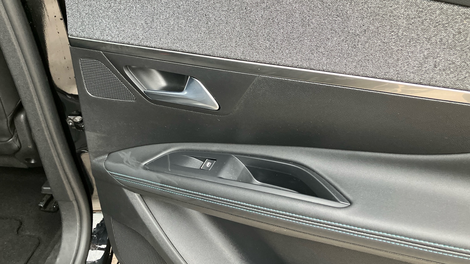 Used Peugeot 5008 2023 for sale - 76580625: Photo 32