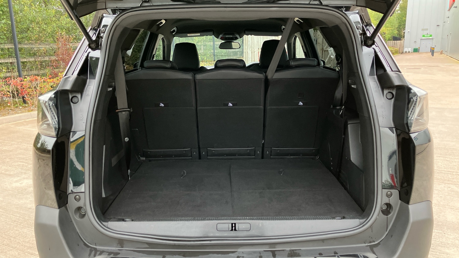 Used Peugeot 5008 2023 for sale - 76580625: Photo 4