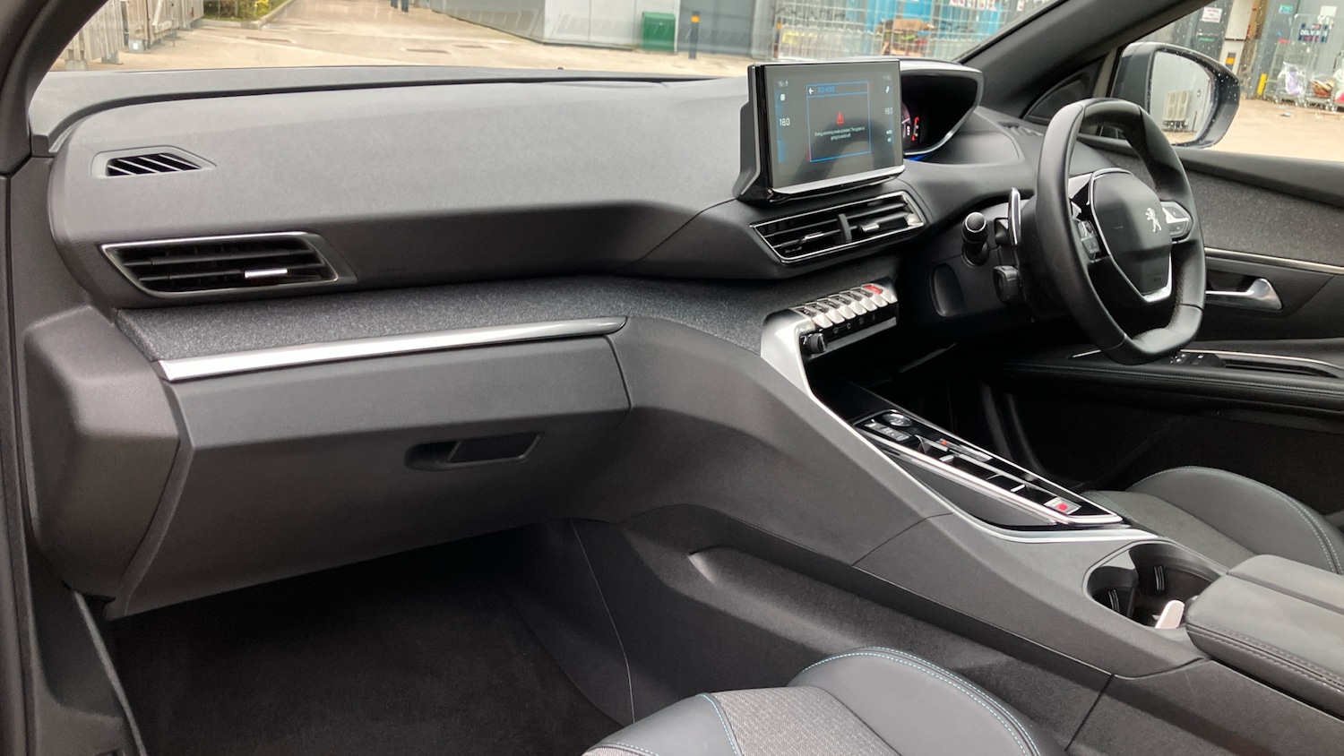 Used Peugeot 5008 2023 for sale - 76580625: Photo 9