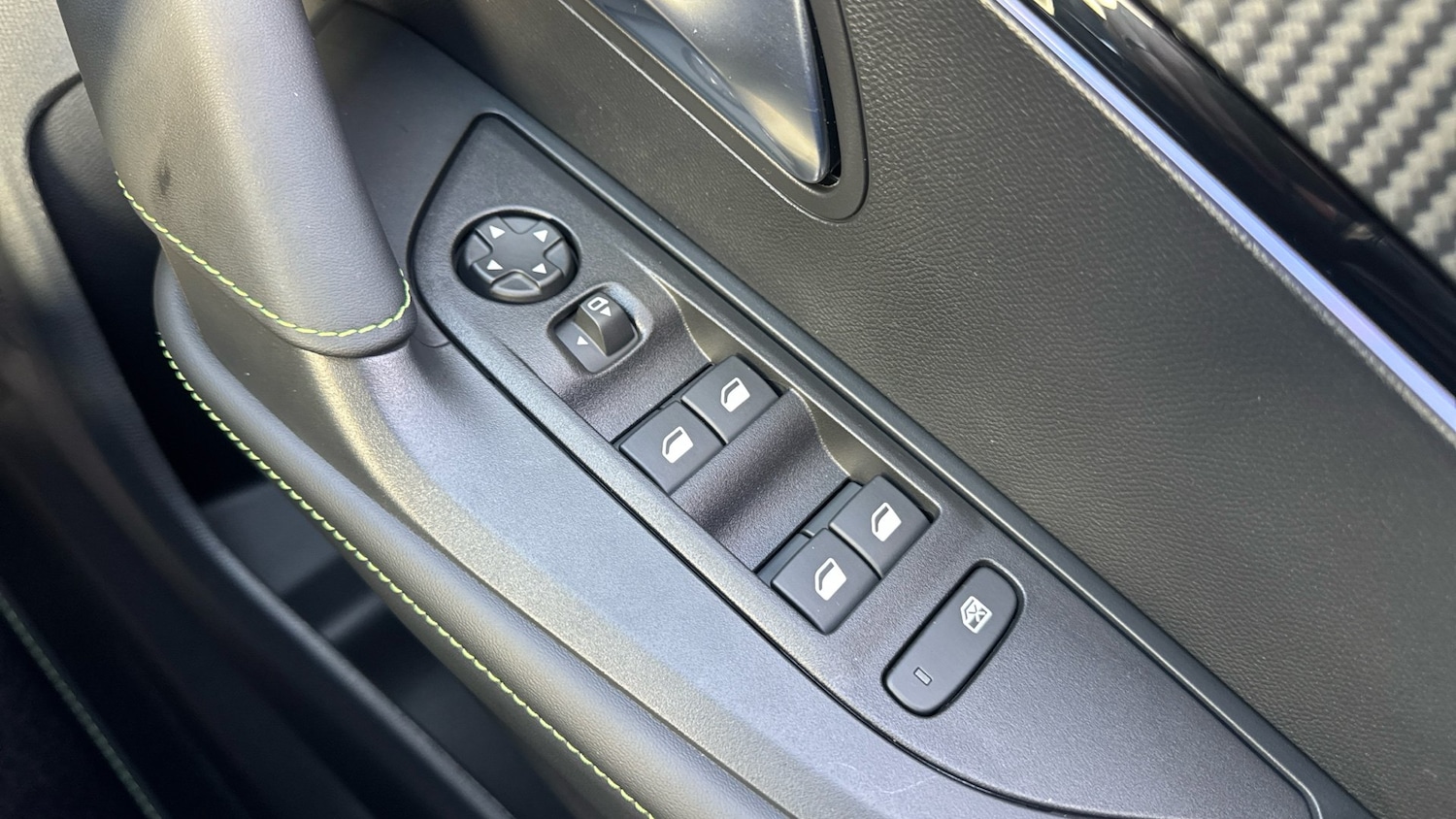 Used Peugeot 2008 2025 for sale - 76958407: Photo 23