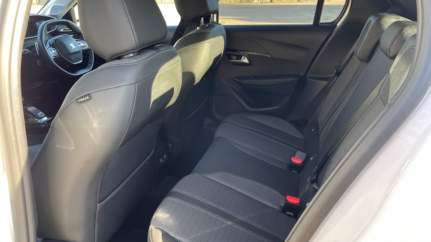 Used Peugeot 208 2020 for sale - 76627879: Photo 16