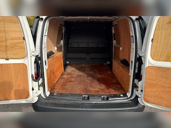 Used Volkswagen Caddy Maxi 2021 for sale - 76207641: Photo 4