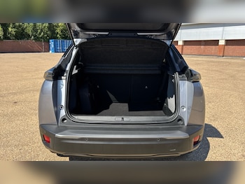 Used Peugeot 2008 2025 for sale - 79295852: Photo
