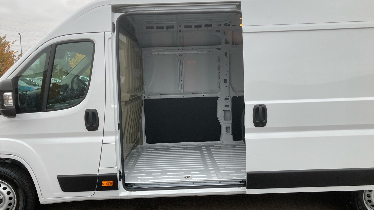 Used Peugeot Boxer 2025 for sale - 76206582: Photo 16