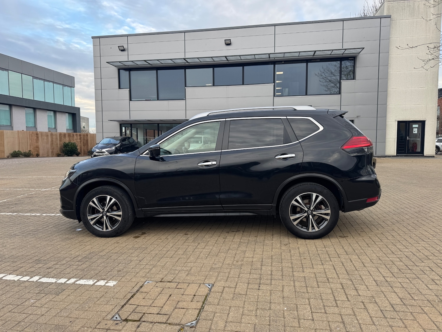 Used Nissan X-Trail 2018 for sale - 77670268: Photo 4