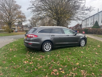 Used Ford Mondeo 2016 for sale - 76892384: Photo