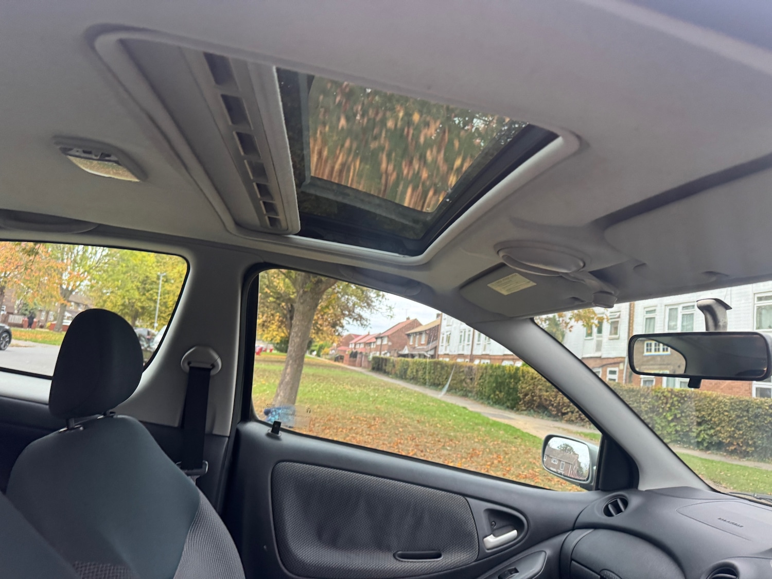 Used Toyota Yaris 2004 for sale - 76892622: Photo 12