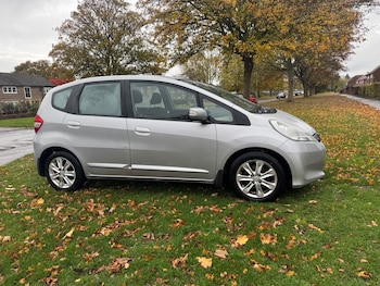 Used Honda Jazz 2012 for sale - 76892990: Photo