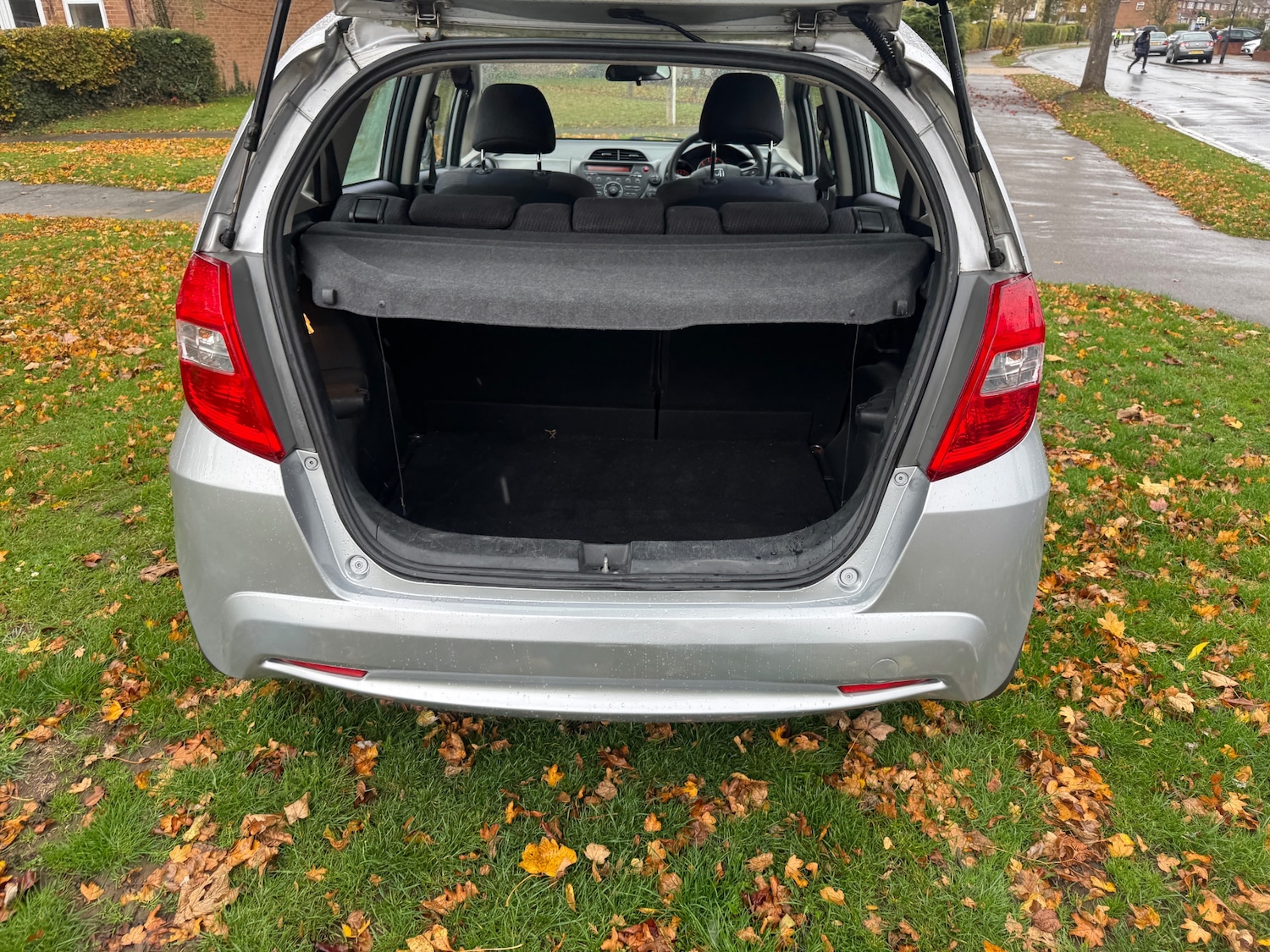 Used Honda Jazz 2012 for sale - 76892990: Photo 4