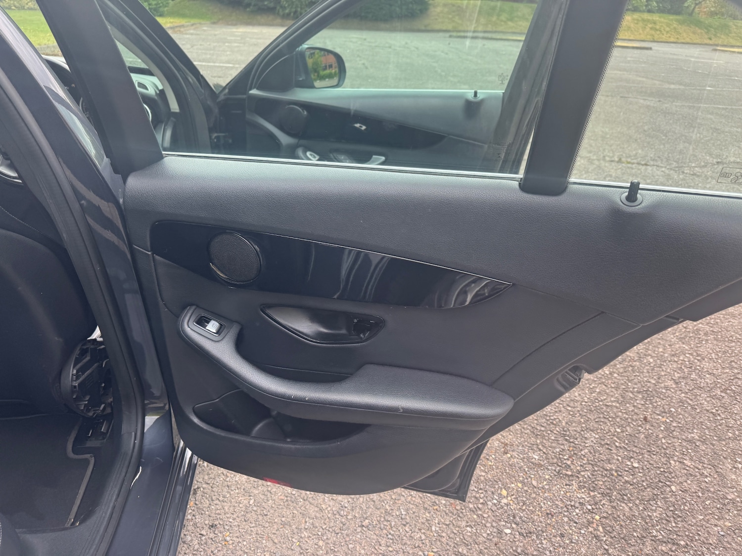 Used Mercedes-Benz C Class 2015 for sale - 76893078: Photo 13