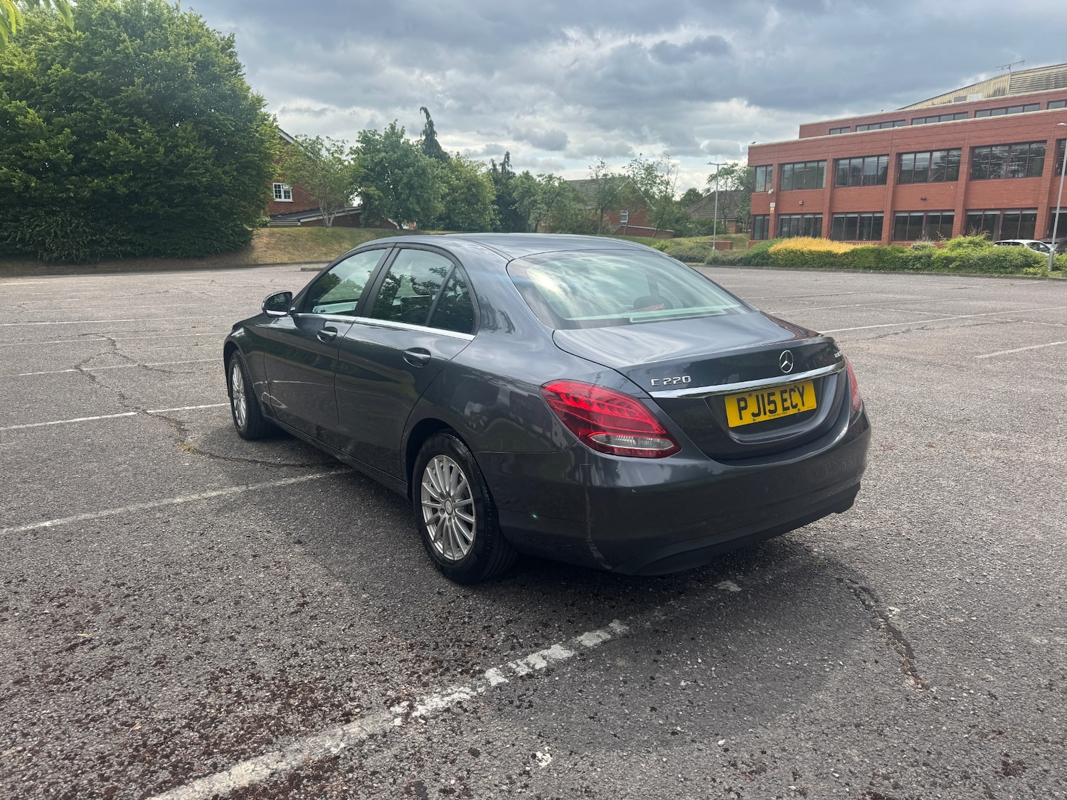 Used Mercedes-Benz C Class 2015 for sale - 76893078: Photo 7