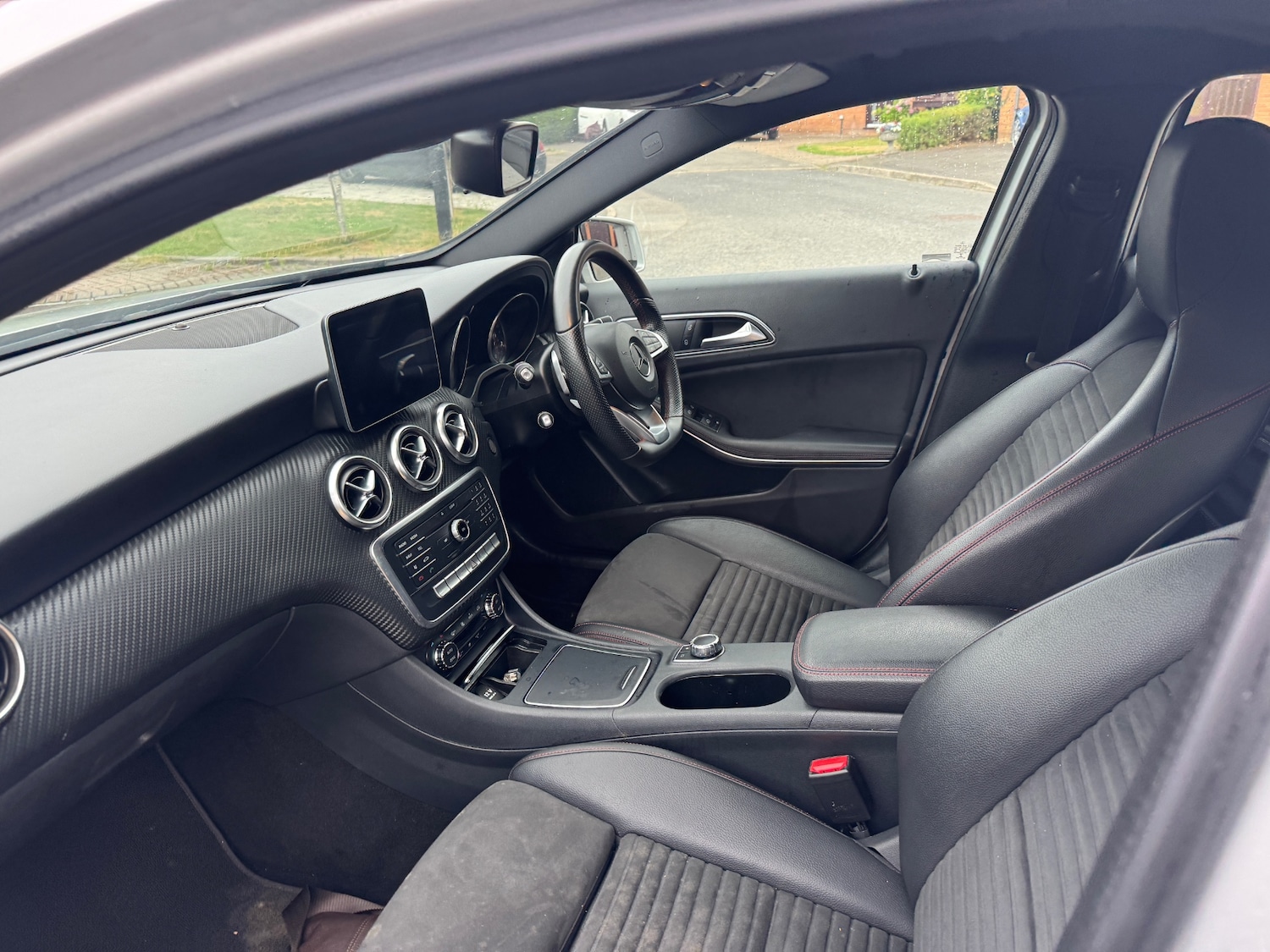 Used Mercedes-Benz A-Class 2017 for sale - 76892605: Photo 17