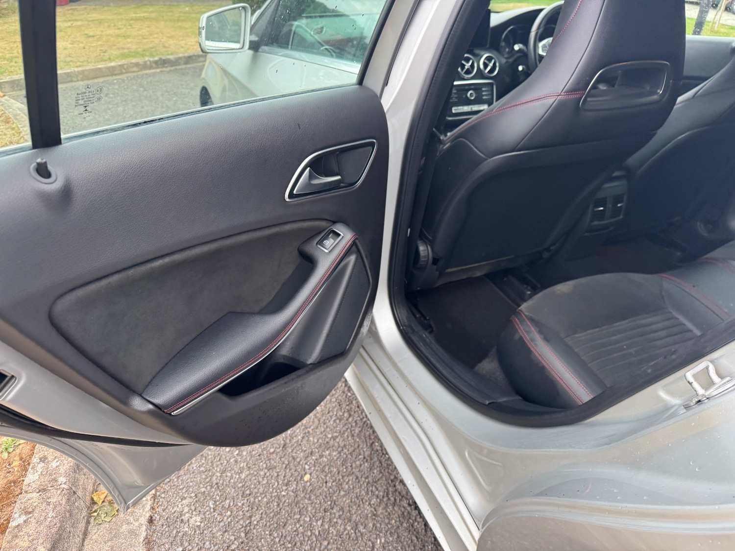 Used Mercedes-Benz A-Class 2017 for sale - 76892605: Photo 21