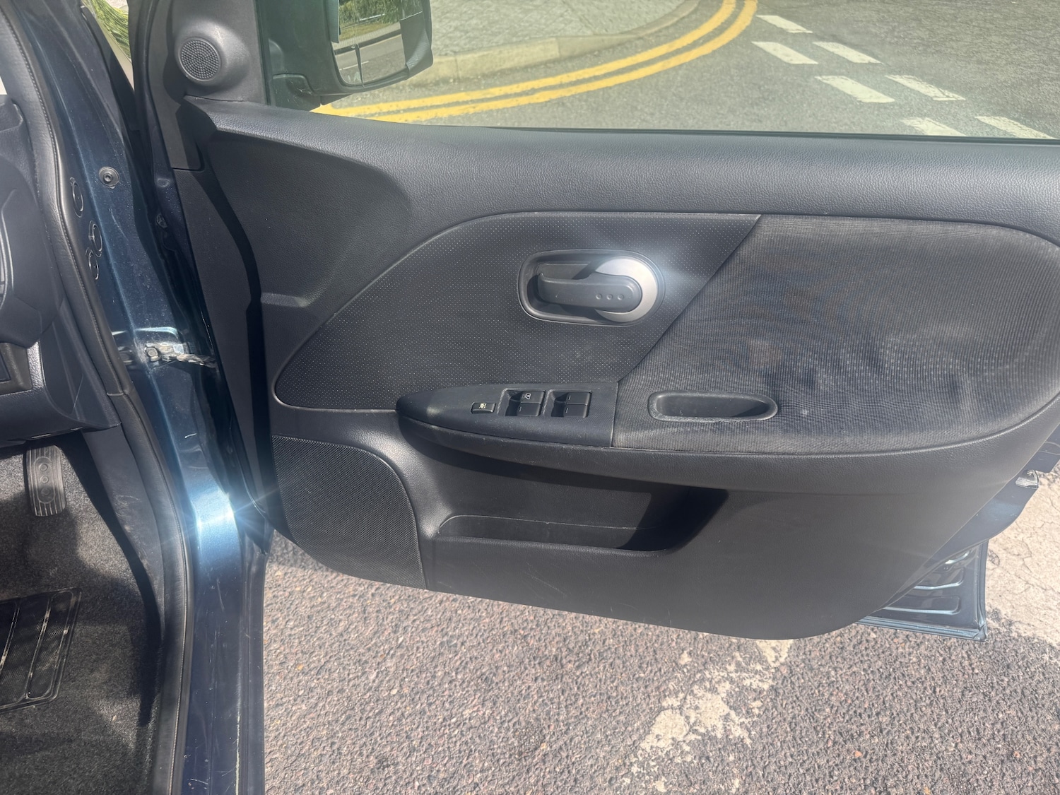 Used Nissan Note 2012 for sale - 76892618: Photo 13