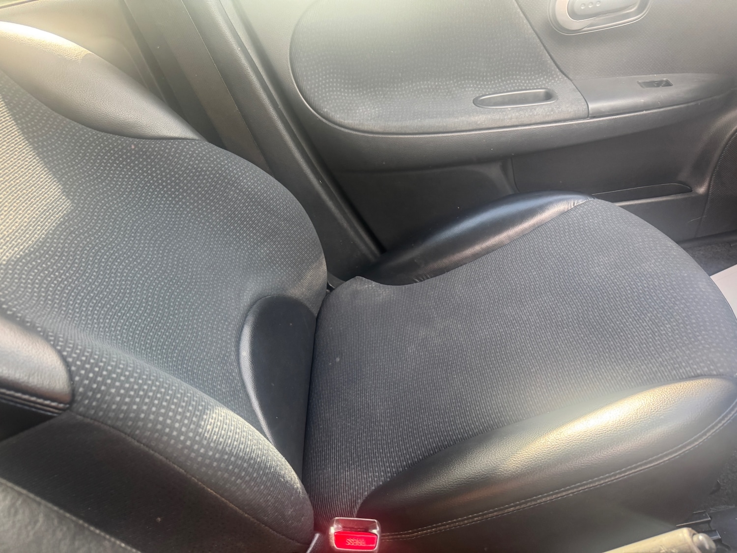 Used Nissan Note 2012 for sale - 76892618: Photo 15