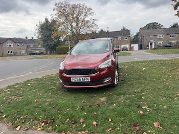 Used Ford Grand C-Max 2015 for sale - 76892241: Photo