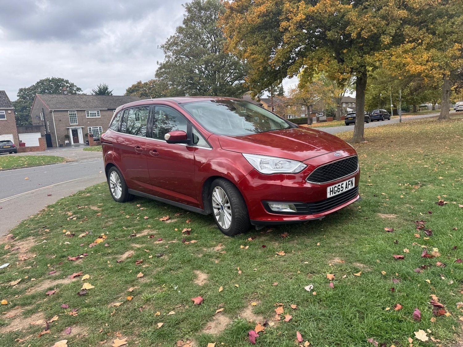 Used Ford Grand C-Max 2015 for sale - 76892241: Photo 2